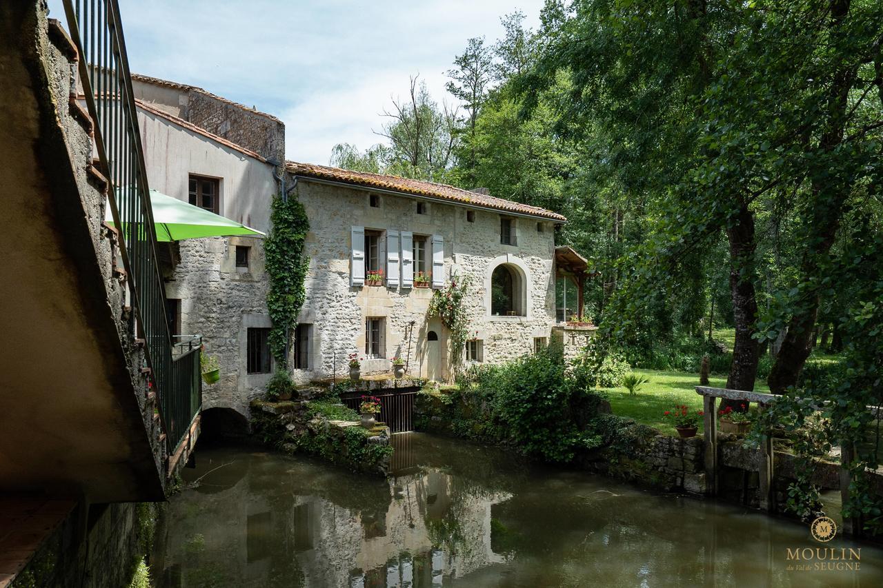 Moulin Du Val De Seugne Hotel Mosnac  Exterior foto